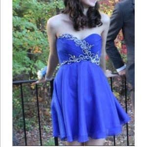 Alyce Paris 💙 beaded cocktail dress